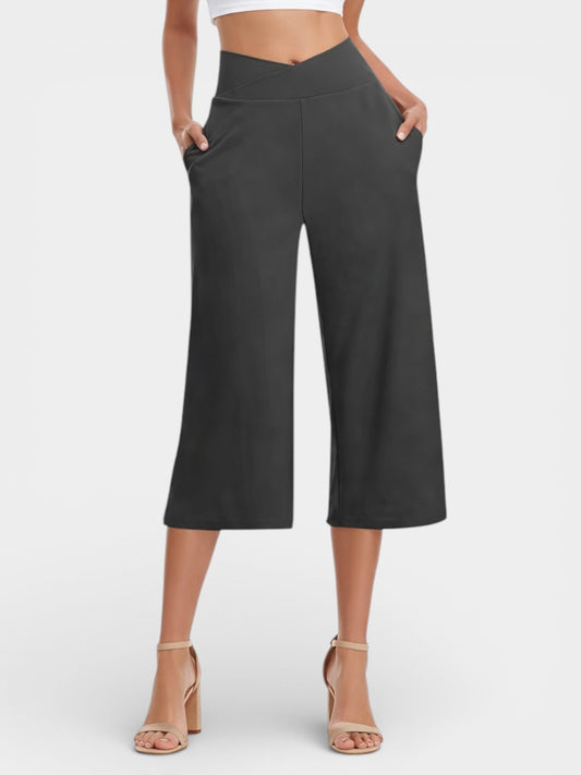 Venna Nova High-Waist Capri Pants