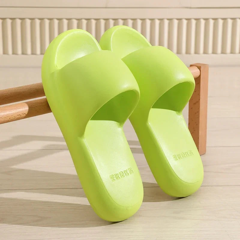 New Summer Soft Sole Eva Home Slippers Women Indoor Mute Non Slip Bathroom Slides Woman Lightweight Beach Flip Flops Flat Sandal
